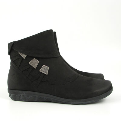 Caprice / Flache Stiefelette Schwarz aus Leder