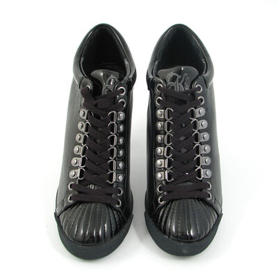 Killah / Schn&uuml;rpumps &raquo;Lea&laquo; Schwarz, Bergstiefel-Look