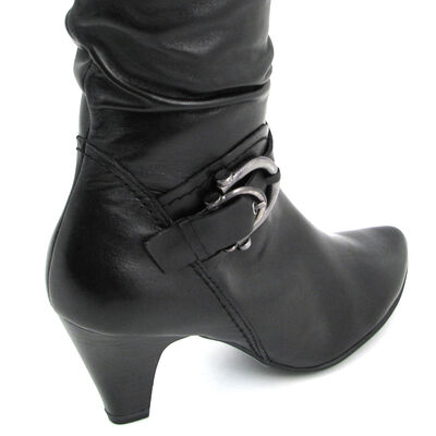 Marco Tozzi / Stiefel Schwarz mit gerafftem Schaft